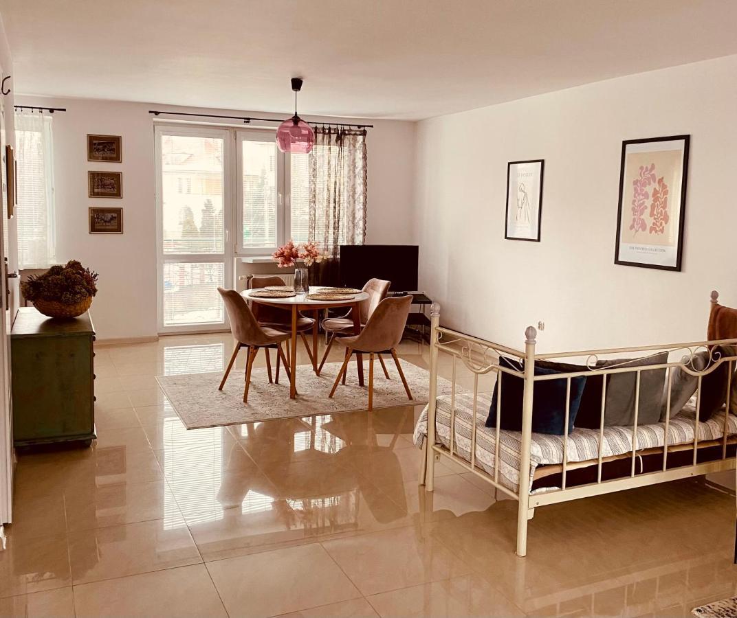 Apartamenty Cud Miod Krosno Exterior foto