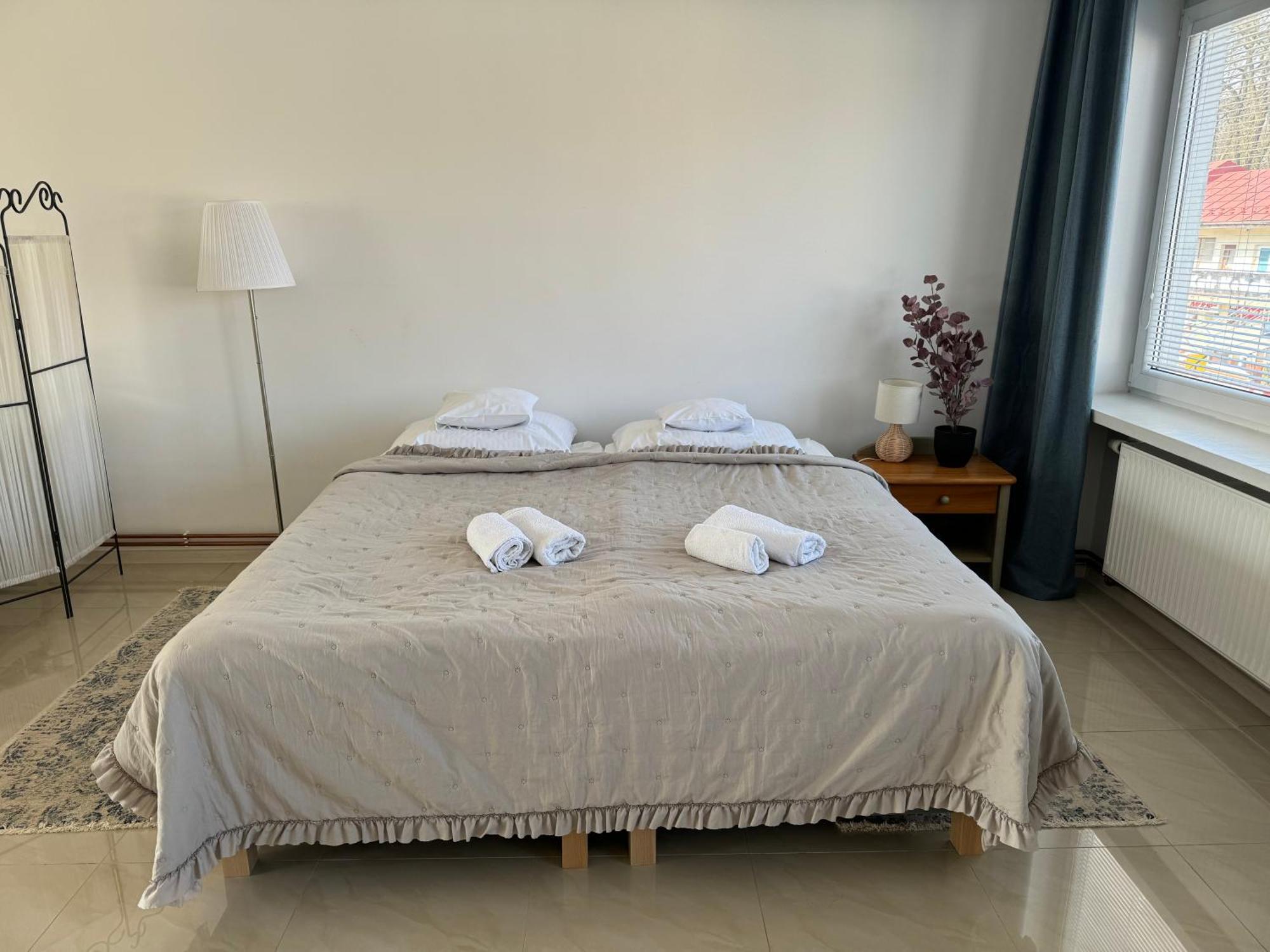 Apartamenty Cud Miod Krosno Exterior foto